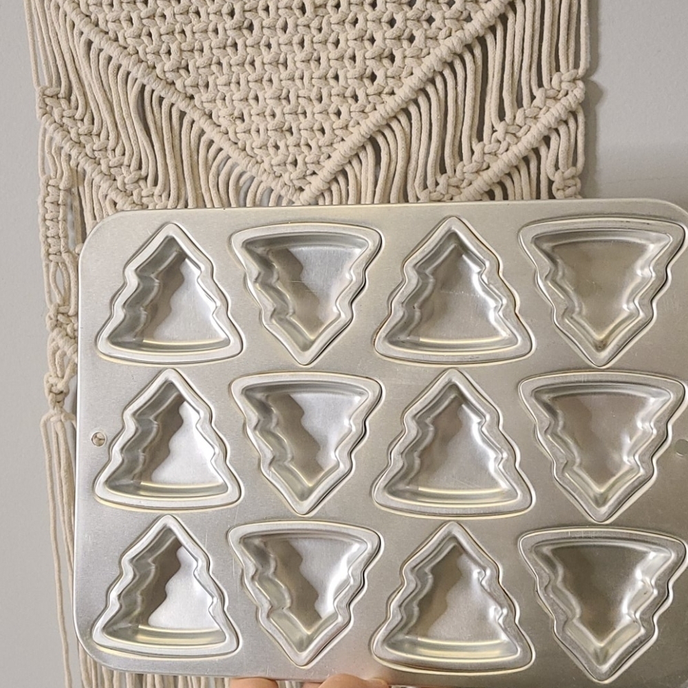 Vintage Christmas Tree Cookie Tray